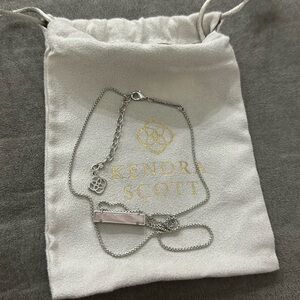NWOT Kendra Scott, pink bar necklace, silver chain